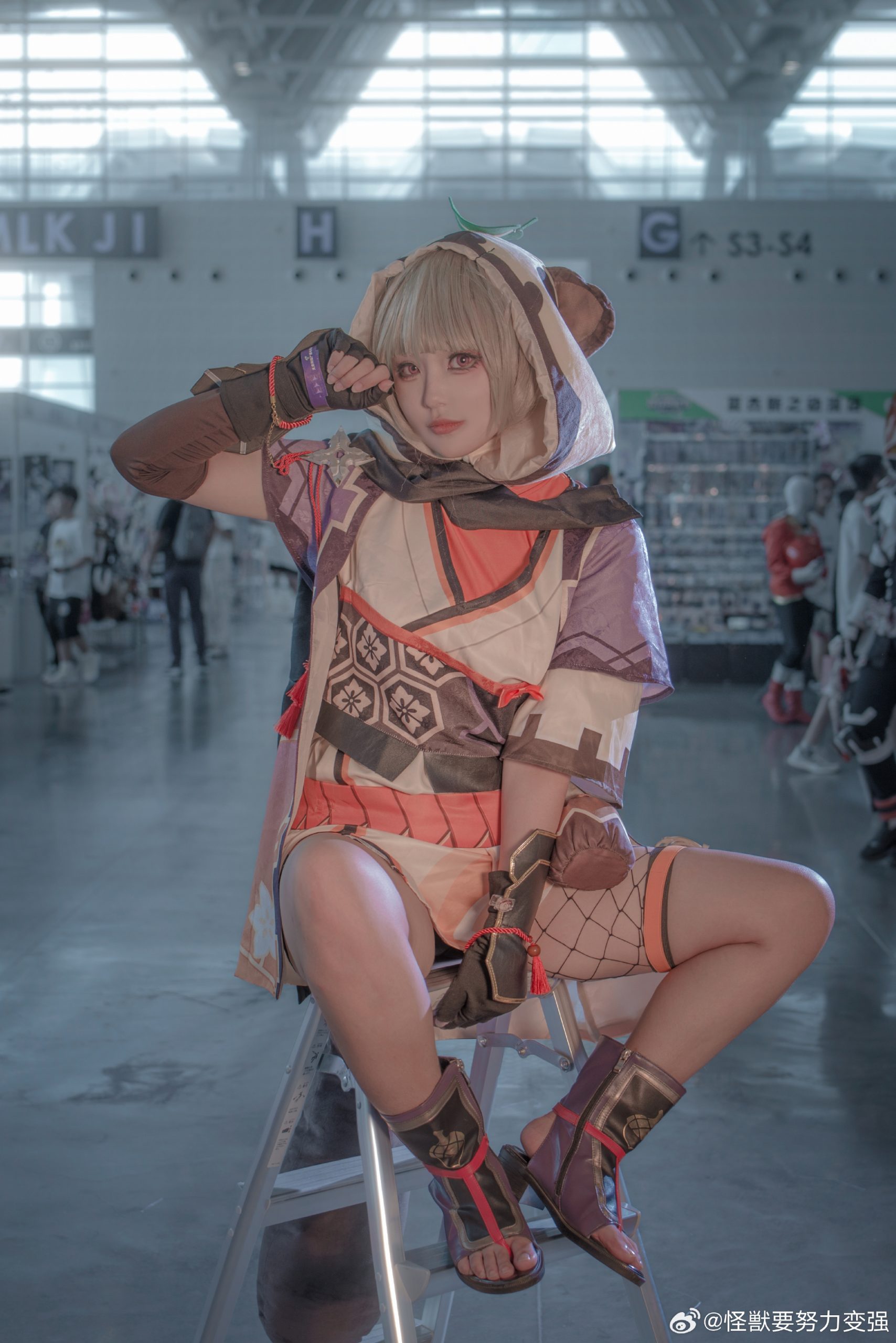 COSPLAY 风起之时，便是开溜的好时机。原神 早柚@怪獣要努力变强-次星岛